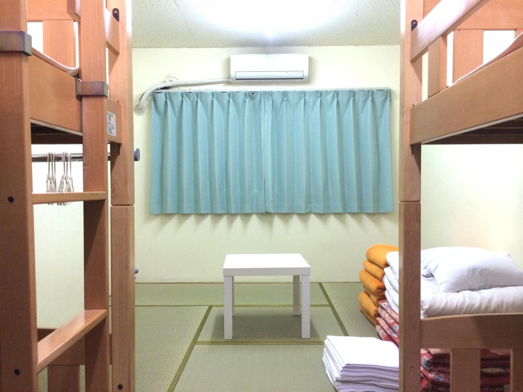Shodoshima Olive Youth Hostel Номер фото