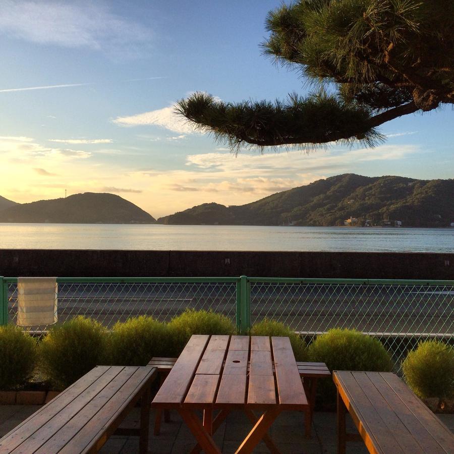 Shodoshima Olive Youth Hostel Екстер'єр фото