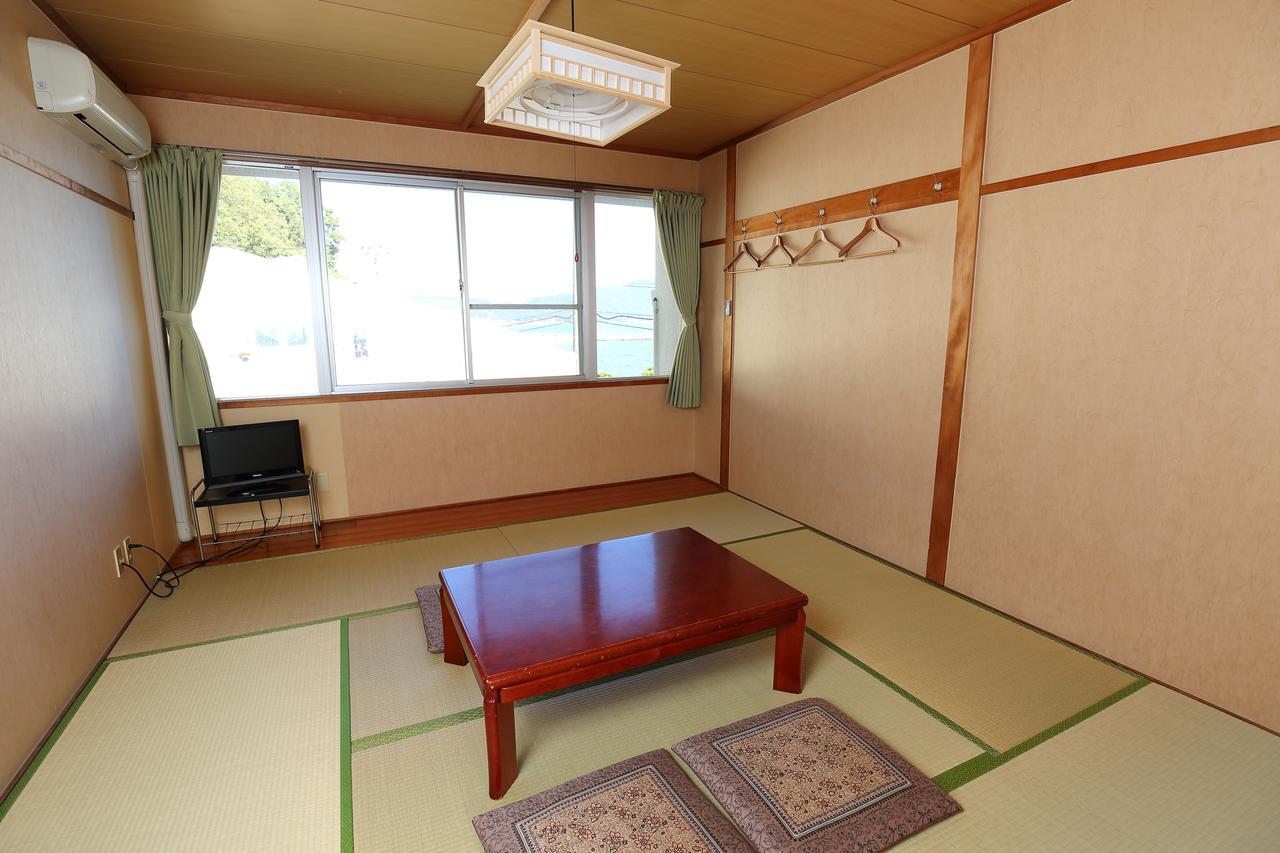 Shodoshima Olive Youth Hostel Екстер'єр фото