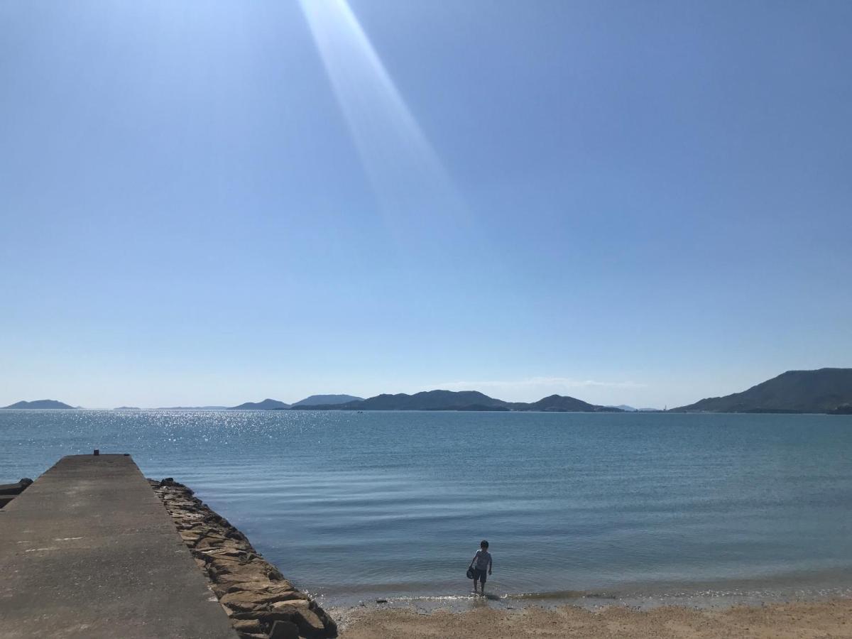 Shodoshima Olive Youth Hostel Екстер'єр фото